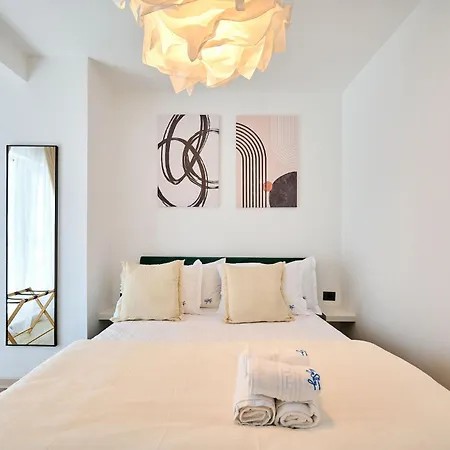 Seaside Serenity In Infinity - Parking Appartement Mamaia