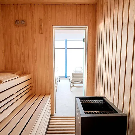 Seaside Serenity In Infinity - Parking * Mamaia