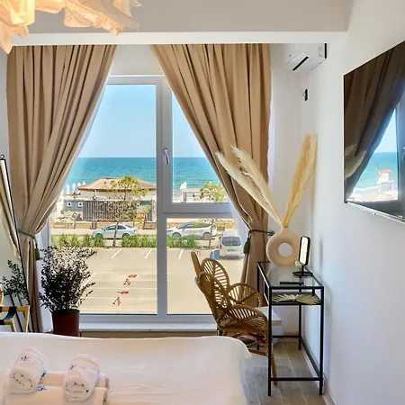 Seaside Serenity In Infinity - Parking Apartment *