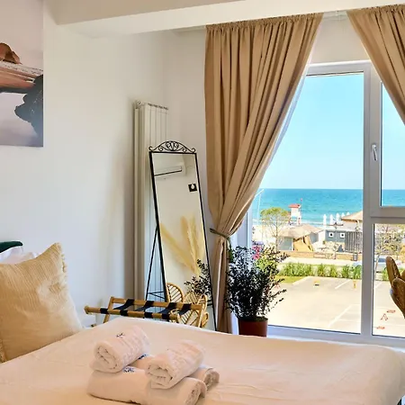 Seaside Serenity In Infinity - Parking *